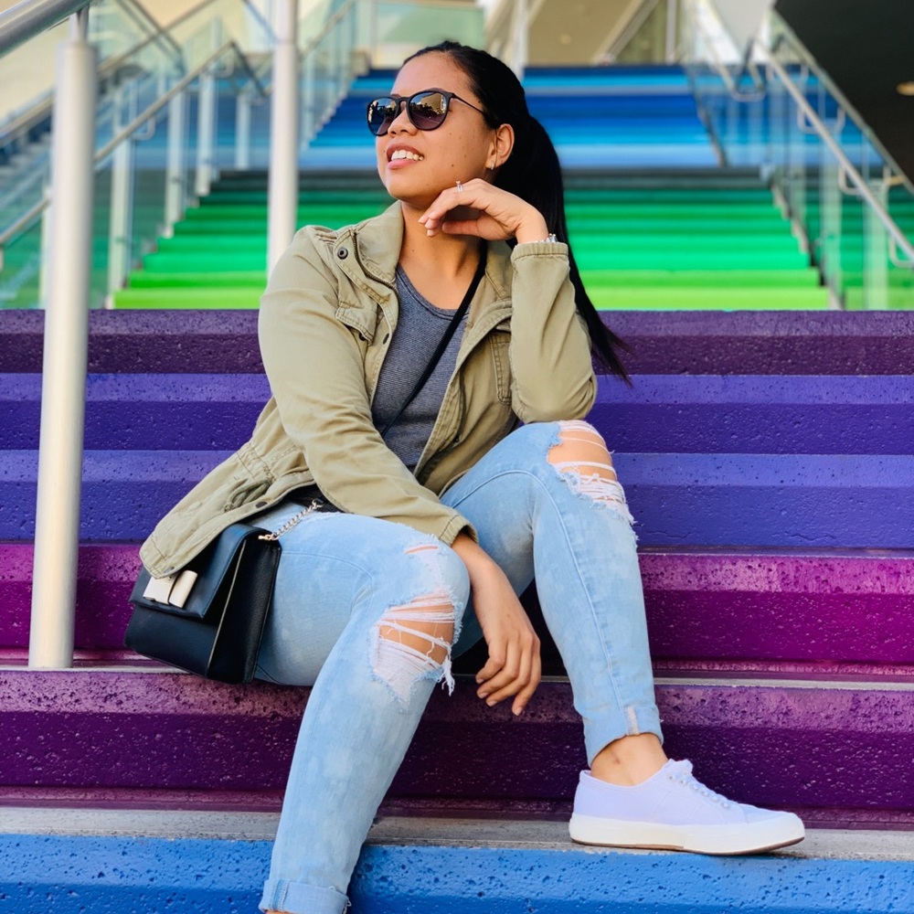 Meet your Posher, Raiza